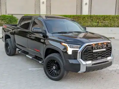 2014 Toyota Tundra Crewmax 1794 Edition 8 Cylinders Engine Black Brown
