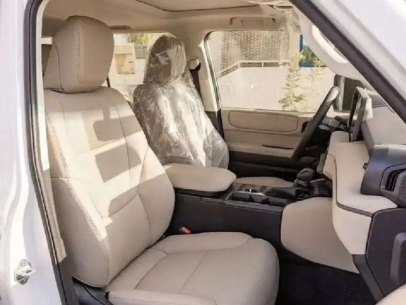 2026 Toyota Prado GXR 2.4T 4 Cylinders Engine White Beige SUV GCC Specs