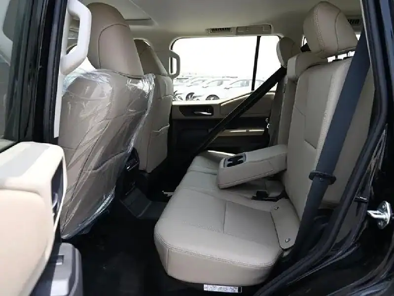 2026 Toyota Prado 2.4 L ALLROUNDER 4 Cylinder Engine Black Beige SUV GCC Specs