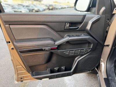 2025 Toyota Tacoma 2.4L TRD PRO TOP OPTION Hybrid Beige Black