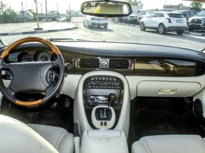 2001 Jaguar XJ R 8 Cylinders Engine Petrol Green Beige Sedan