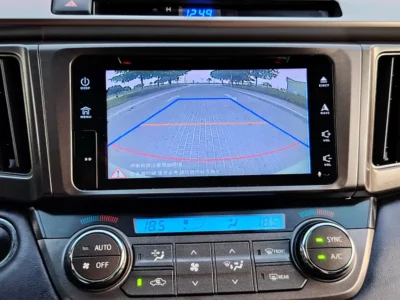 2015 Toyota Rav 4 Exclusive 4 Cylinders Petrol Engine White Black SUV