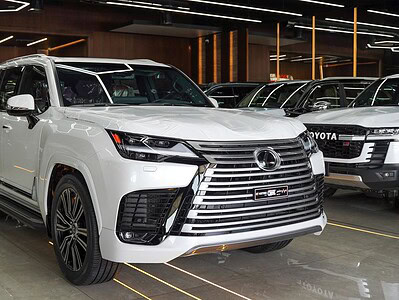 2025 Lexus LX600 6 Cylinders Engine White Red SUV Automatic GCC Specs