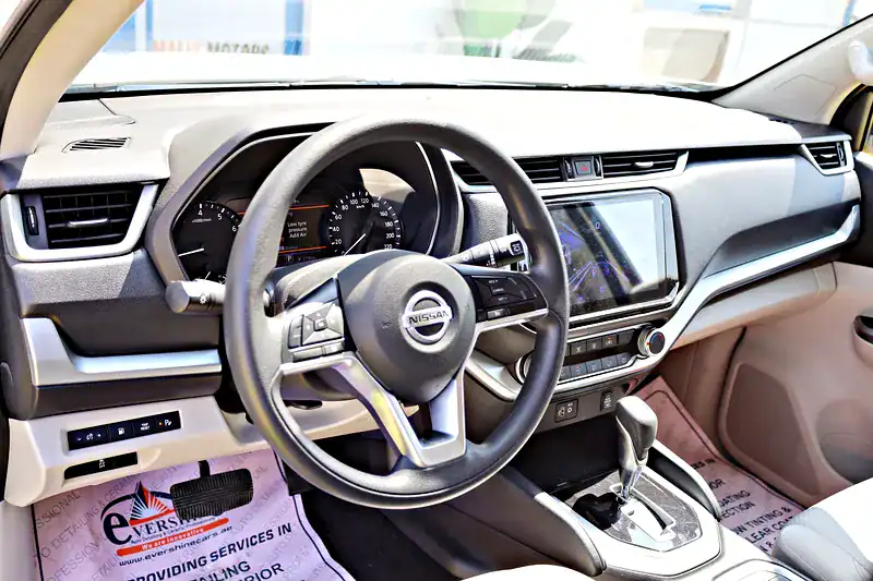 2021 Nissan Xterra Titanium 4 Cylinders Engine White Beige SUV GCC Specs