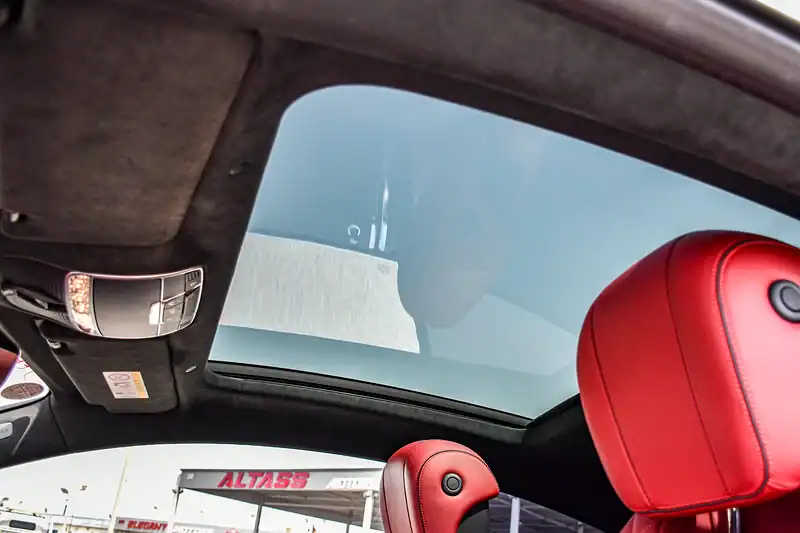 2018 Mercedes-Benz S-Class S 560 4MATIC 8 Cylinders Engine White Red Coupe