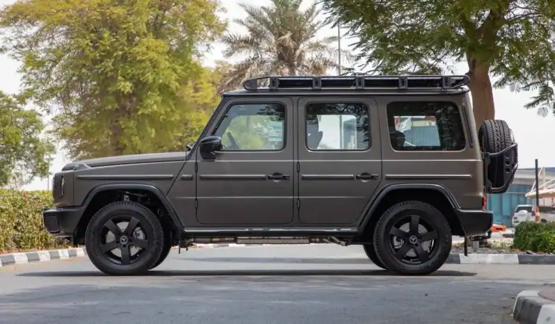 2025 Mercedes-Benz G 500 ADVENTURE 3L GCC Specs Brown SUV