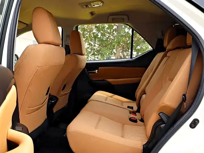 2022 Toyota Fortuner EXR 4 Cylinders Engine White Brown SUV GCC Specs