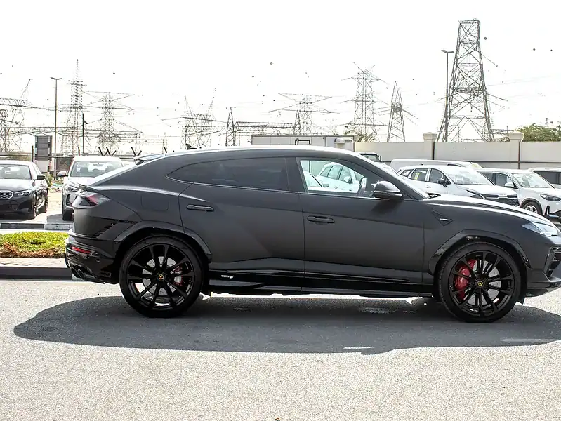 2024 Lamborghini Urus S 8 Cylinder Engine Petrol Black Red SUV