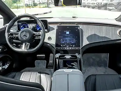 2023 Mercedes-Benz EQS 450 4MATIC Silver Black Sedan 350 - 450 KM Range