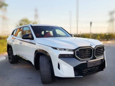 2024 BMW BMW XM Hybrid 4.4L Twin-Turbocharged V8 Engine White Red SUV