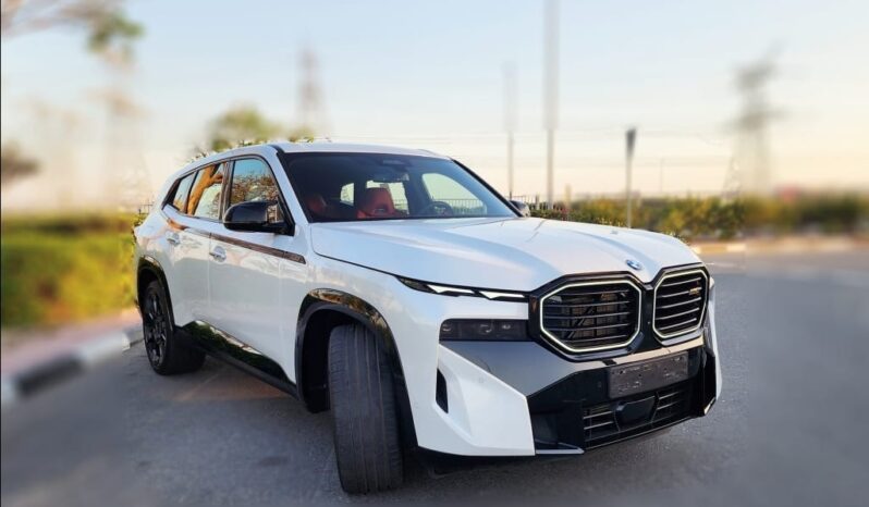 2024 BMW BMW XM Hybrid 4.4L Twin-Turbocharged V8 Engine White Red SUV