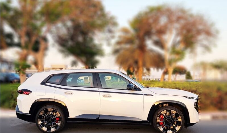 2024 BMW BMW XM Hybrid 4.4L Twin-Turbocharged V8 Engine White Red SUV