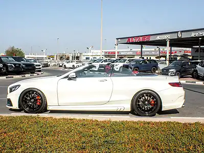 2017 Mercedes-Benz S-Class S 550 4Matic Coupe 8 Cylinder Engine White Red
