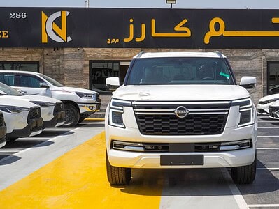 2025 Nissan Patrol Platinum 6 Cylinder Engine Automatic White Red SUV