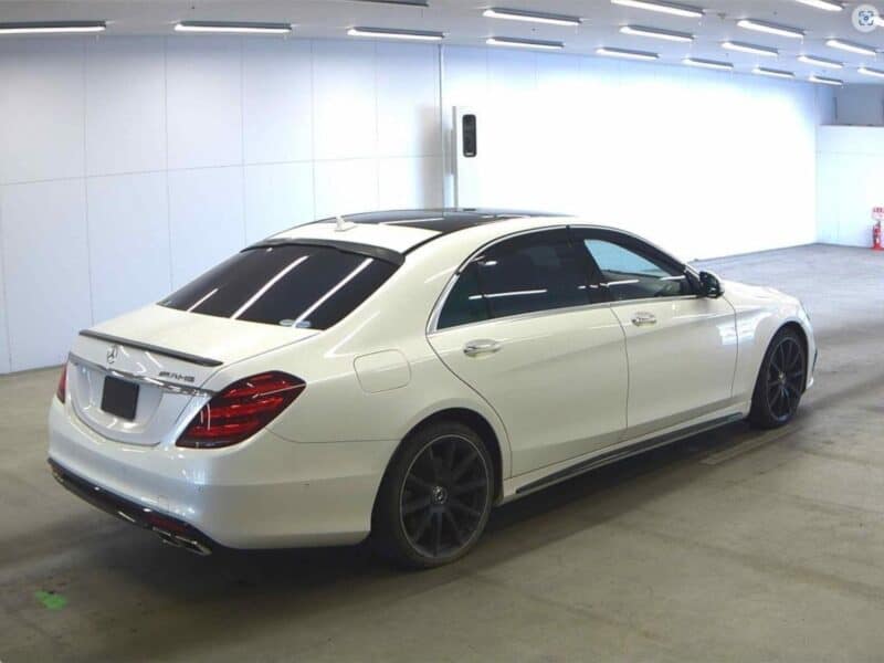 2015 Mercedes-Benz S550L 4.6L Twin-turbocharged V8 White Black Sedan
