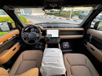2026 Land Rover Defender HSE P400 X-DAYNAMIC GCC FULLY LOADED Black Brown