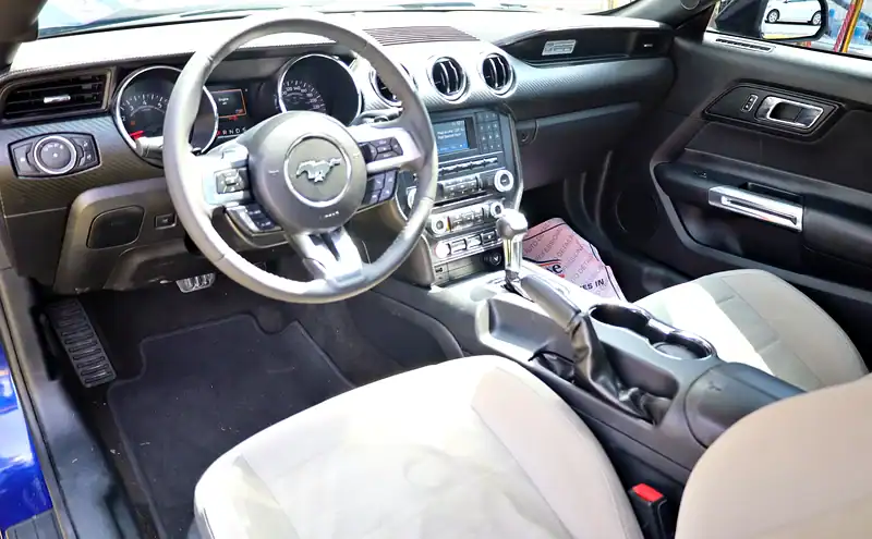 2016 Ford Mustang Fastback 6 Cylinders Engine Blue Black Sedan GCC Specs