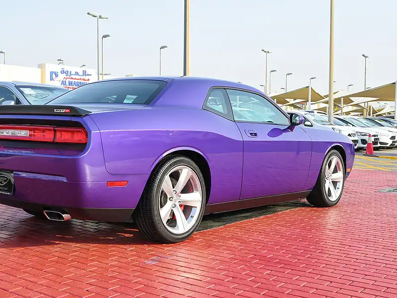 2010 Dodge Challenger SRT8 6.1L 8 Cylinders Engine Purple Black Sedan