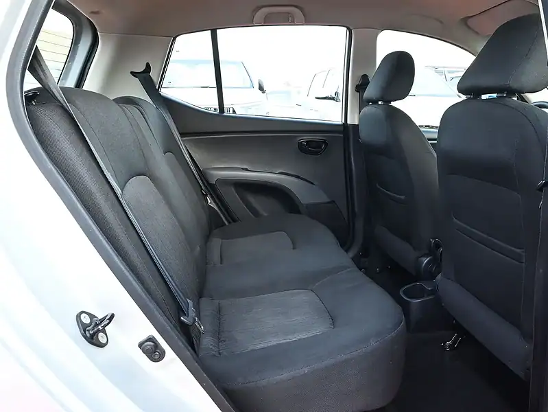 2015 Hyundai i10 GL 1.2L 4 Cylinders Engine Silver Grey Hatchback