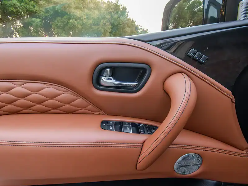 2023 Infiniti QX80 Luxury 5.6L 8 Cylinders Engine Grey Brwon SUV GCC Specs