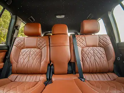 2016 Toyota Land Cruiser GXR 5.7L 8 Cylinders Engine White Brown SUV