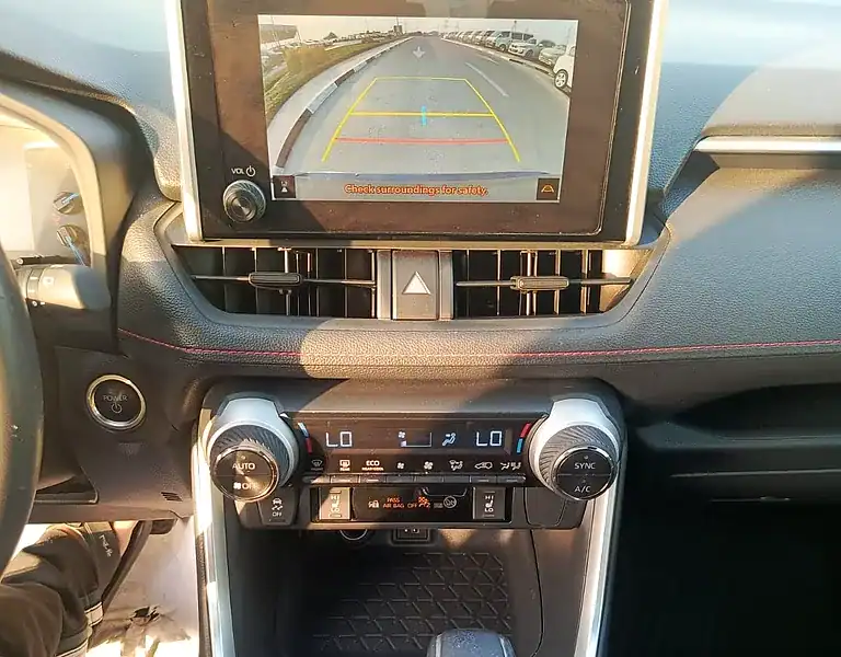 2023 Toyota Rav 4 XSE Hybrid 4 Cylinders Engine Black SUV Very Clean Car