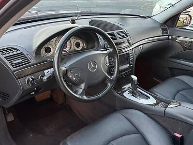 2003 Mercedes-Benz E320 3.2 litre V6 Engine Petrol Red Black Sedan