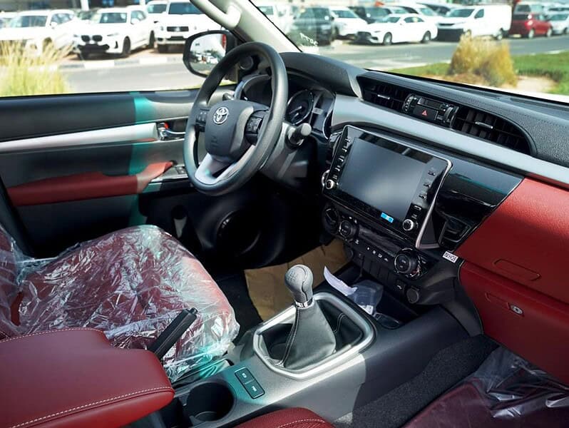 2025 Toyota Hilux GLX 2.7L Double Cab Utility 4WD MT White Red Pick Up