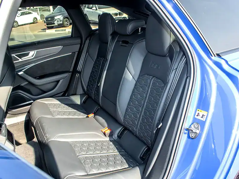 2021 Audi S6/RS6 4.0 TFSI Quattro 8 Cylinders Engine Blue Black Sedan