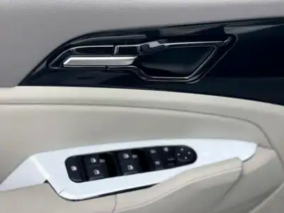 2025 Kia Sportage Other 1.5L 4 Cylinders Engine White Beige Crossover