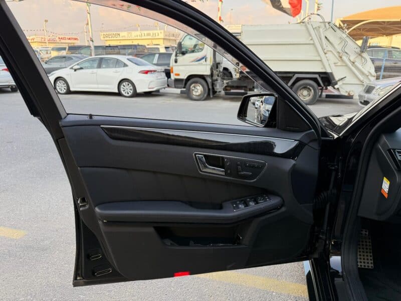 2010 Mercedes-Benz E63 AMG 6.2 litre V8 Engine Petrol Black RWD