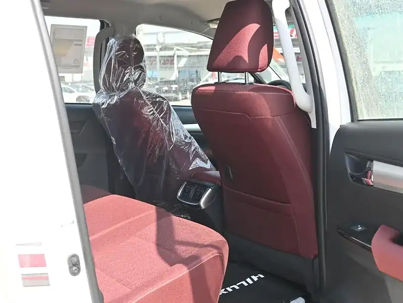 2025 Toyota Hilux S GLX 2.4L 4 Cylinder Engine 4WD AT Diesel White Red