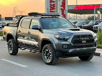 2021 Toyota Tacoma SR5 Double CA 6 Cylinders Engine Grey Black Pick Up