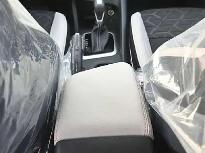 2025 Nissan Magnite SL TURBO CVT 4 Cylinders Engine Red Black SUV