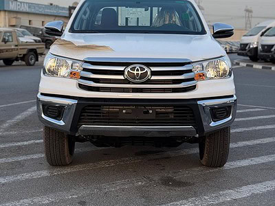 2025 Toyota Hilux GL 2 2.4L 4 Cylinders Engine AWD White Red GCC Specs