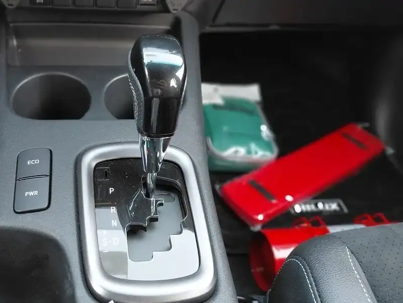 2025 Toyota Hilux GR Sport 4.0 litre 6 Cylinders Engine Black Pick Up Truck