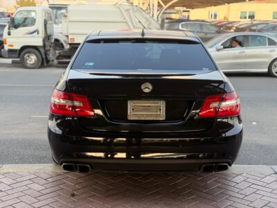 2010 Mercedes-Benz E63 AMG 6.2 litre V8 Engine Petrol Black RWD