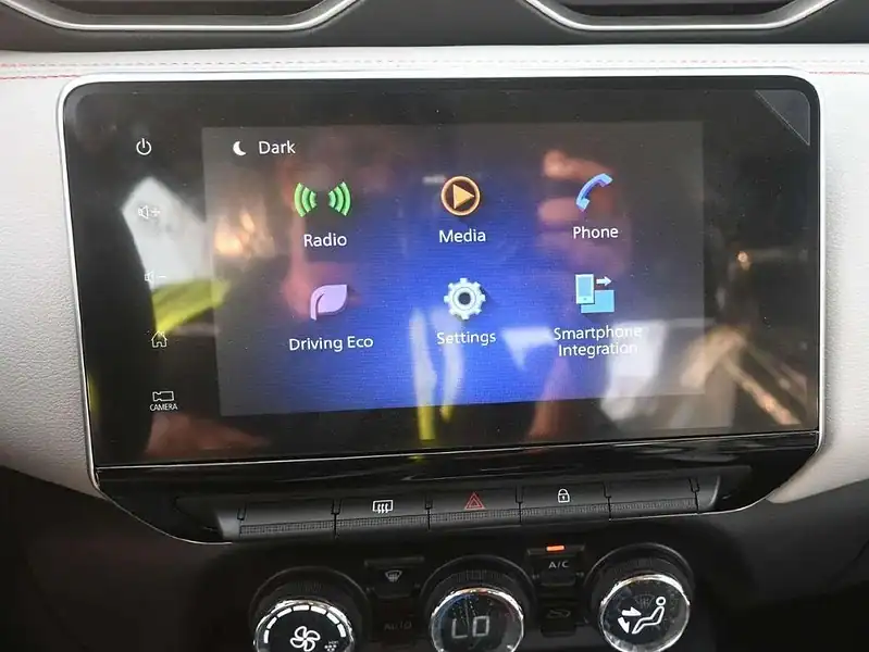 2025 Nissan Magnite SL TURBO CVT 4 Cylinders Engine Red Black SUV