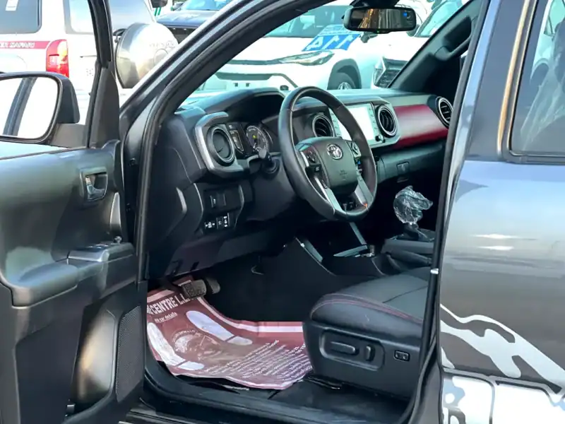 2021 Toyota Tacoma SR5 Double CA 6 Cylinders Engine Grey Black Pick Up