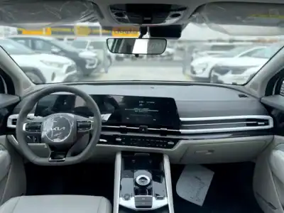 2025 Kia Sportage Other 1.5L 4 Cylinders Engine White Beige Crossover