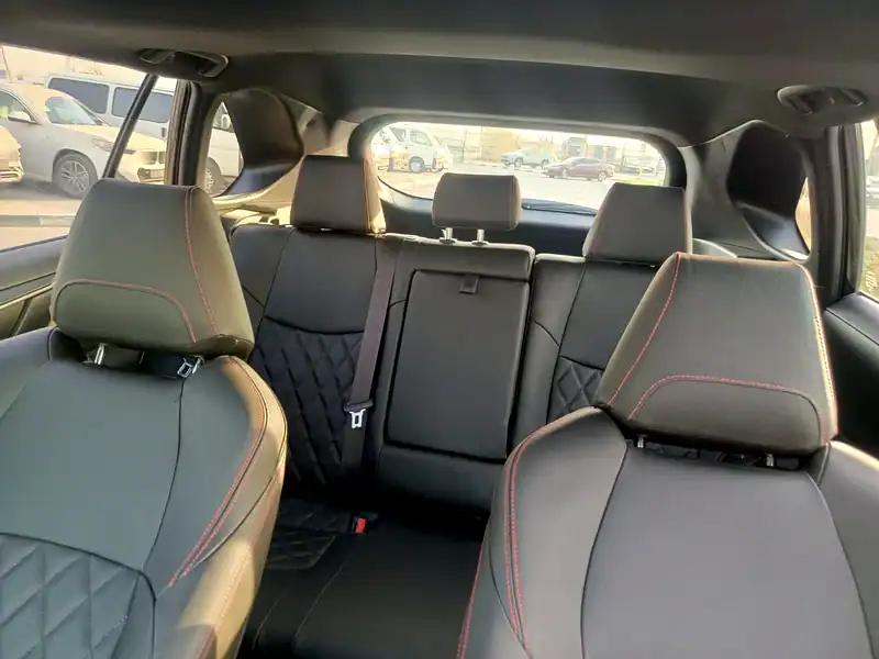 2023 Toyota Rav 4 XSE Hybrid 4 Cylinders Engine Black SUV Very Clean Car