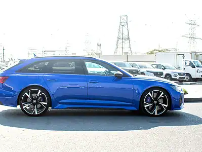 2021 Audi S6/RS6 4.0 TFSI Quattro 8 Cylinders Engine Blue Black Sedan