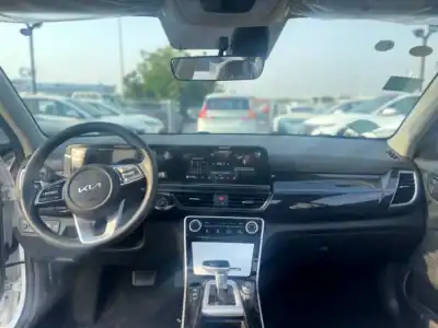 2025 Kia Seltos Other 4 Cylinders Engine White Black Crossover BLACK ROOF