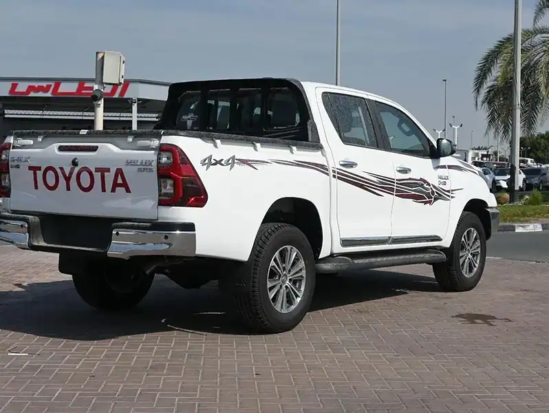 2025 Toyota Hilux S GLX 2.4L 4 Cylinder Engine 4WD AT Diesel White Red