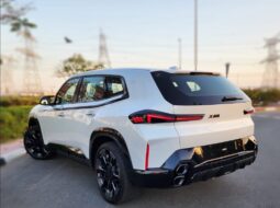 2024 BMW BMW XM Hybrid 4.4L Twin-Turbocharged V8 Engine White Red SUV