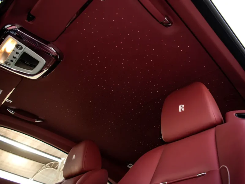 2015 Rolls-Royce Wraith Standard Smooth and powerful V12 White Red Coupe