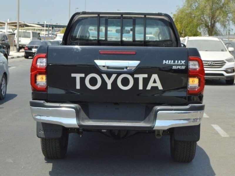 2024 Toyota Hilux SR5 2.4 Liter 4 Cylinder Diesel Engine Black Grey Pick Up Truck
