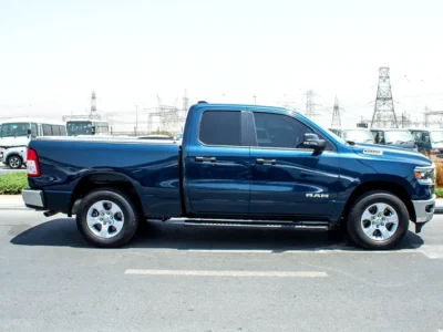 2023 Dodge Ram 1500 Big Horn 8 Cylinders Engine Petrol Blue Black