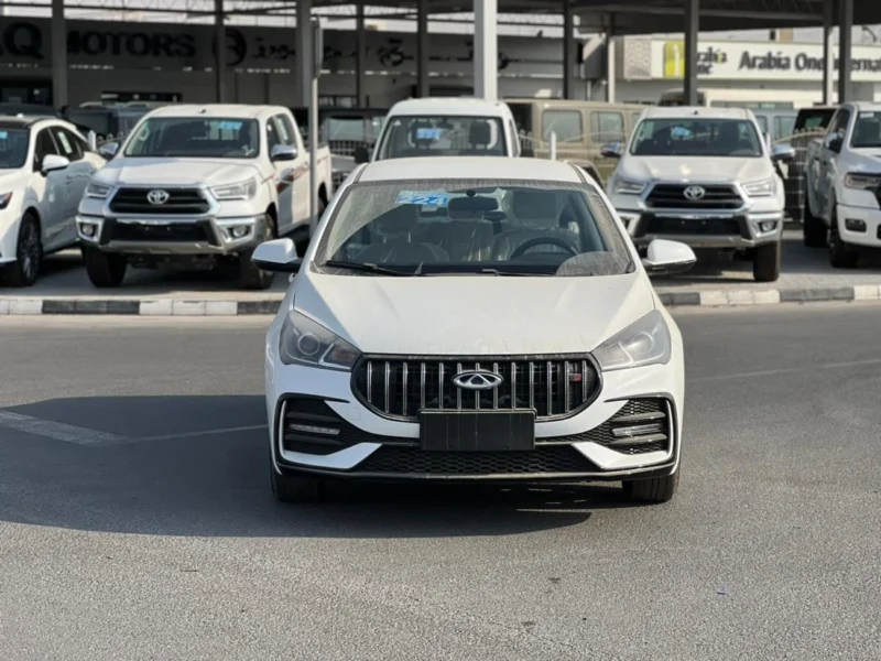 2025 Chery Arrizo 5 CHERY ARRIZO5 1.5L 4 Cylinder Engine White Beige Sedan