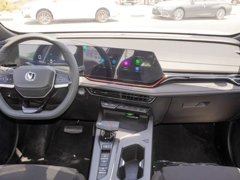 2024 Changan X5 Plus 1.5L 4 Cylinders Engine FWD Petrol White Black